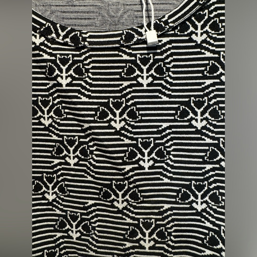 44- Zara Black & White Printed Cropped Tank Top – Sleeveless – BNWOT - Picture 4 of 6